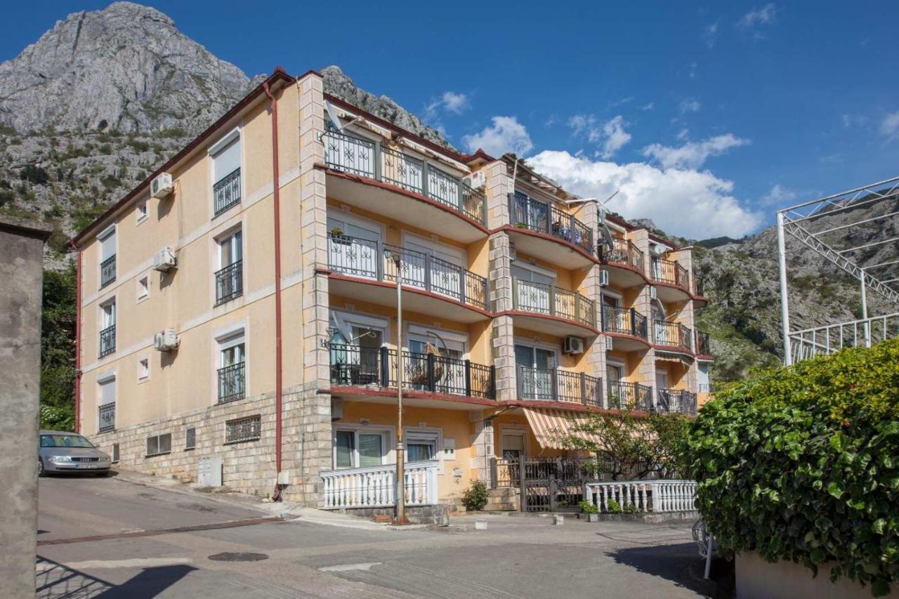 Ena Apartment Котор Екстериор снимка